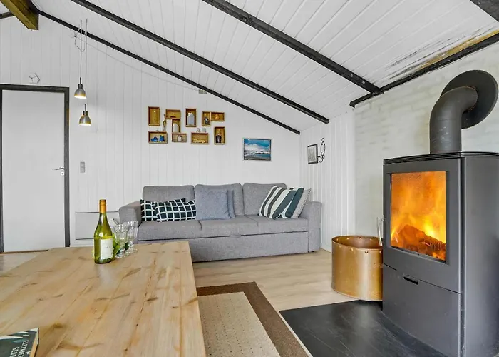3 Bedroom Cozy In Hvide Sande *