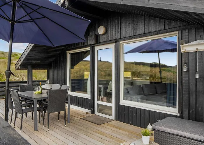 3 Bedroom Cozy In Hvide Sande Дом отдыха Bjerregard